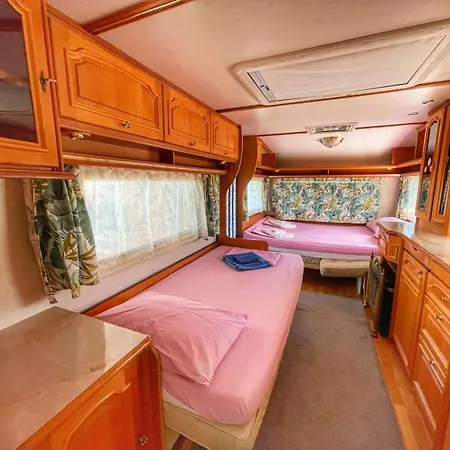 и Kаравани дрийм гардения Kiten (Burgas)