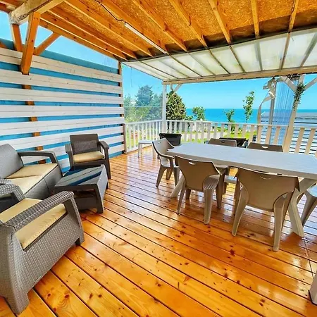 и Kаравани дрийм гардения * Kiten (Burgas)