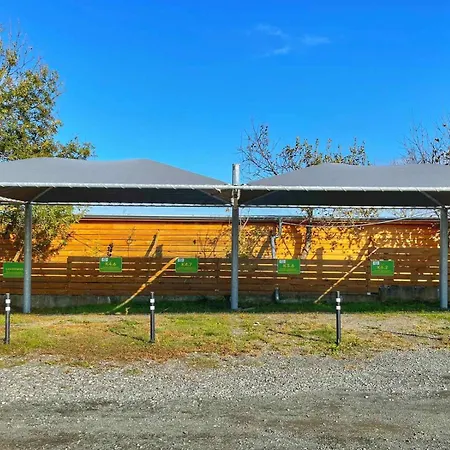 אתר קמפינג и Kаравани дрийм гардения קיטן