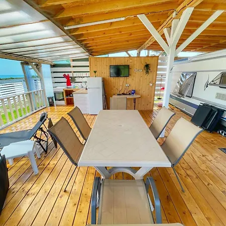 אתר קמפינג и Kаравани дрийм гардения