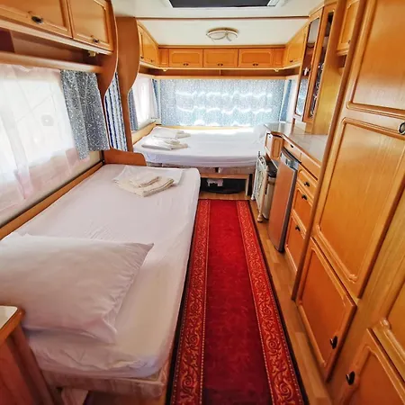 и Kаравани дрийм гардения * Kiten (Burgas)