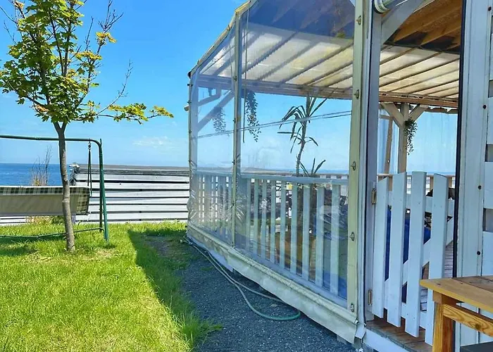 и Kаравани дрийм гардения Kamp alanı Naousa